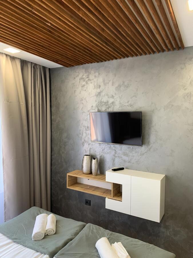 Sunray Guest House, Private Rooms & Apartment With Lovely Sea View فارنا المظهر الخارجي الصورة