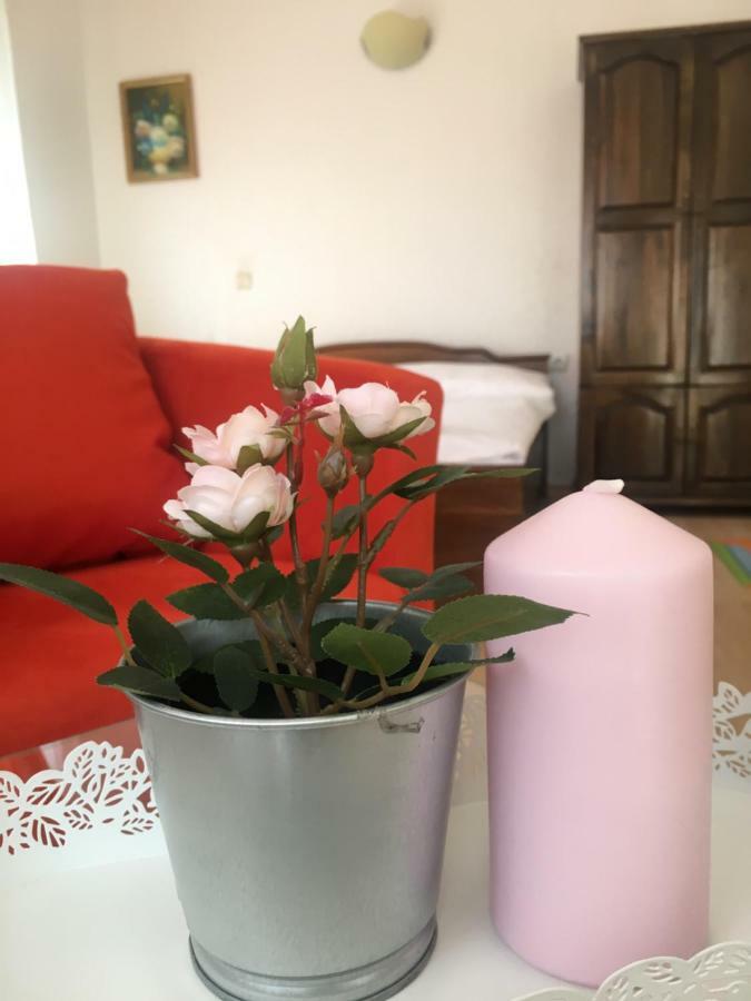 Sunray Guest House, Private Rooms & Apartment With Lovely Sea View فارنا المظهر الخارجي الصورة